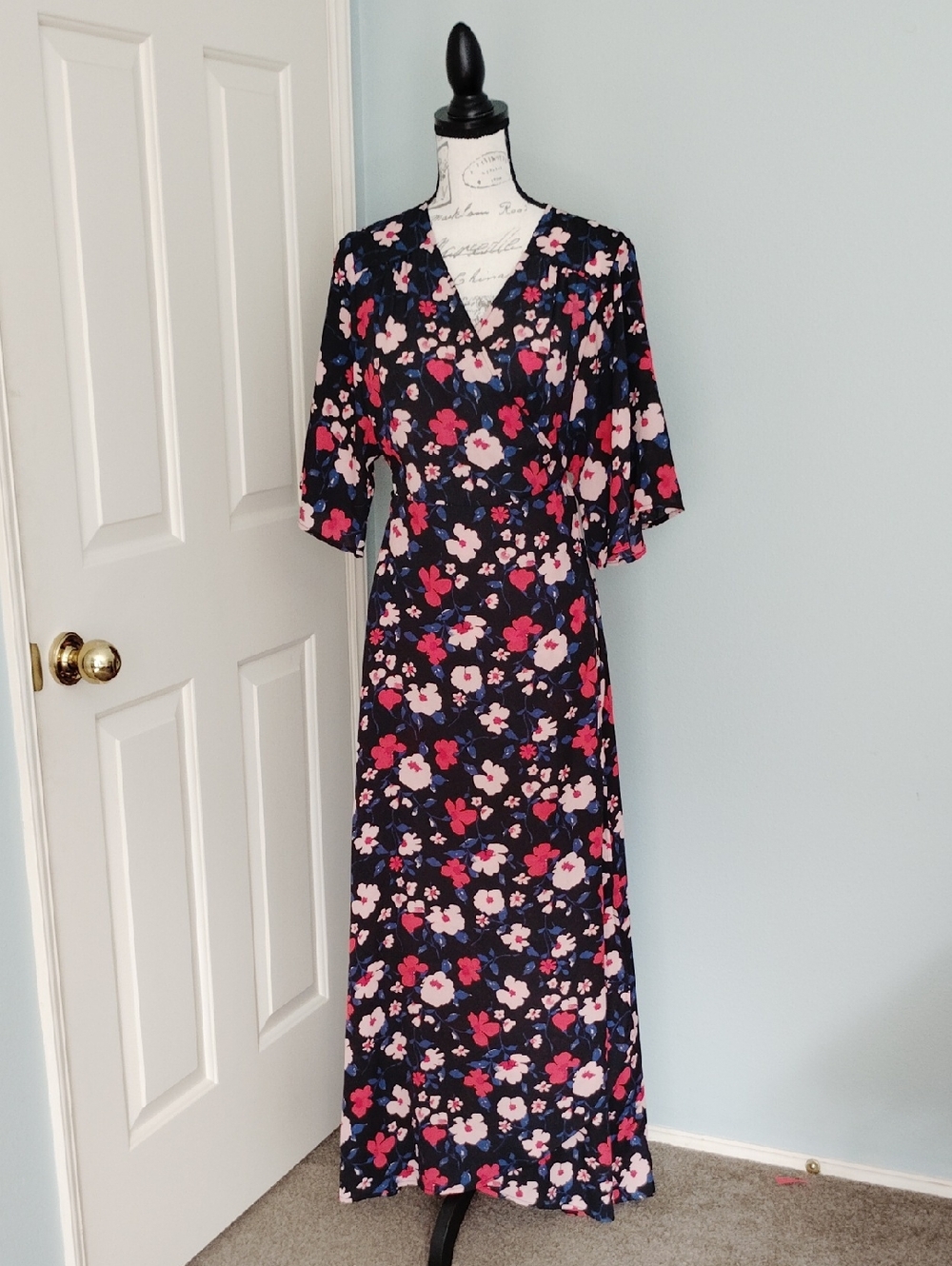 Vintage LILY BLACK Floral Maxi Wrap Dress